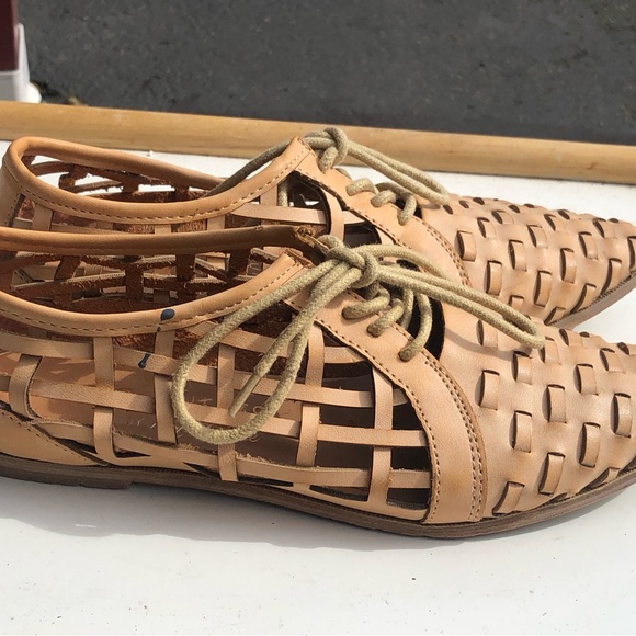 Coconuts by Matisse Gimlet Woven Oxfords shoes lace up beige boho Size 6.5M - Picture 3 of 10